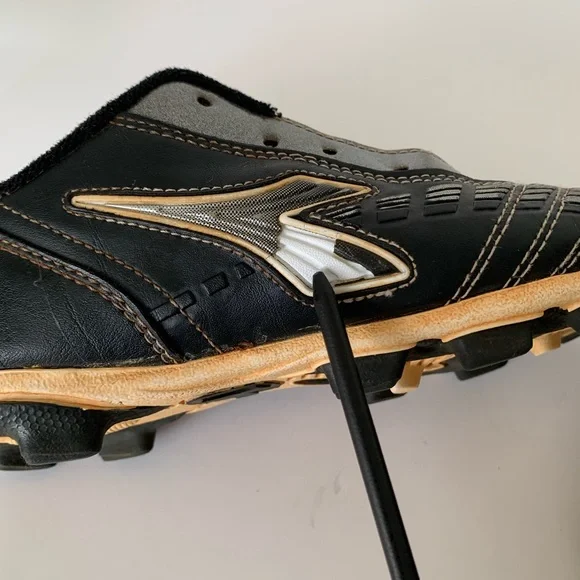 Diadora Cleats Black Silver White Shoes Baseball Boy’s Size 1 - Picture 14 of 16